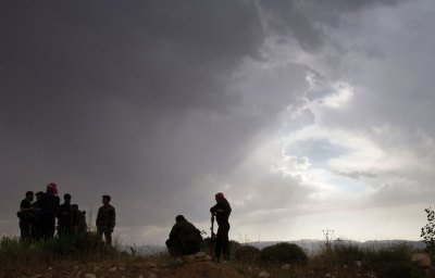 syria-rebels-homs-650_416